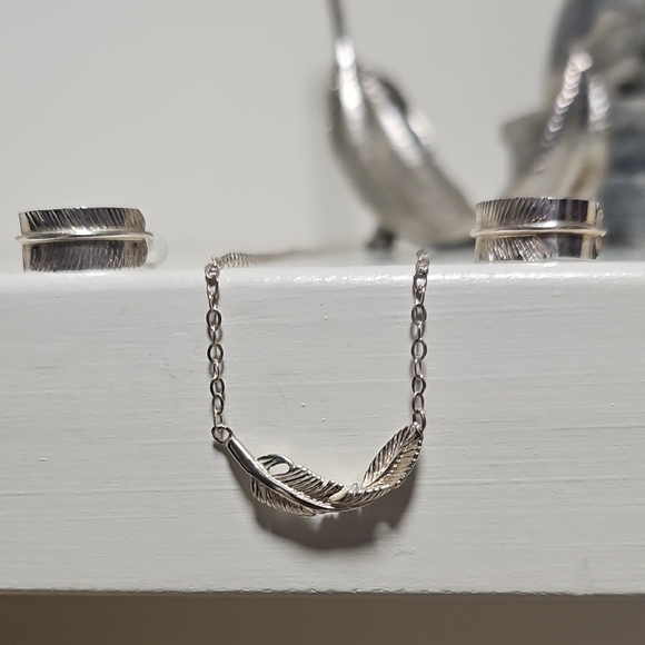 Jewelry - Silver Feather Necklace and earrings